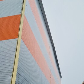 Использование сэндвич-панелей при строительстве ангаров